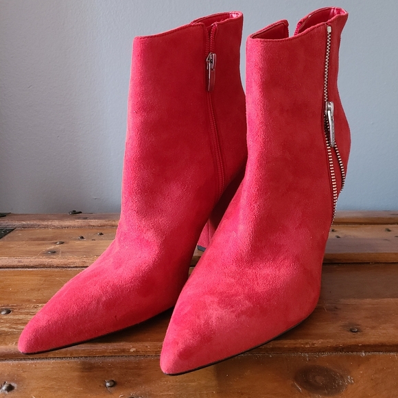 Nine West Stylish Fashion Trendy Red "Glorya" Heeled Ankle Boots size 10 - Picture 1 of 7